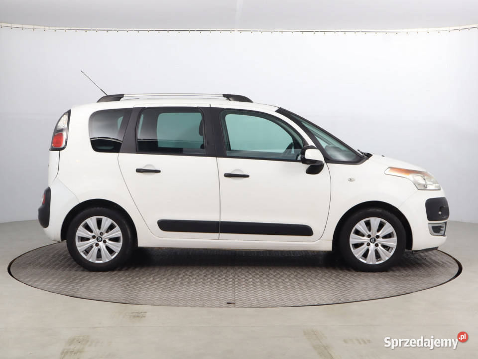 Citroen C3 Picasso 16 i światła przeciwmgielne