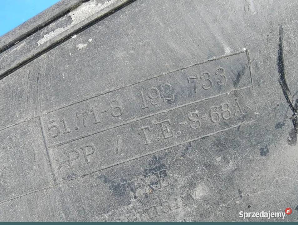 Wlot powietrza w zderzak BMW E38 725tds Zderzaki śląskie Żory