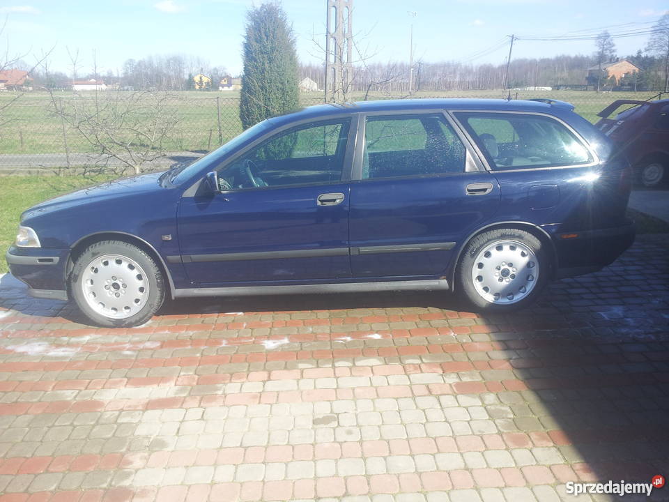 Volvo V40 19T4 LPG Mazury