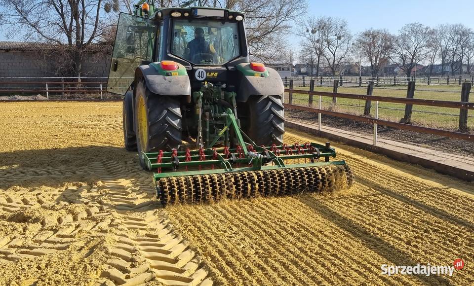 Równiarka do podłoża brona do maneży padoku 27 m Rzeszów