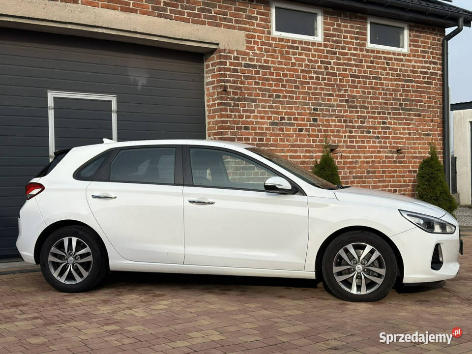 Hyundai i30 III 2017 Rok produkcji 2018 wielkopolskie Sadlno