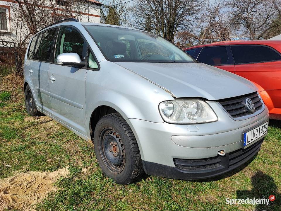 VW Touran 20 TDI uszkodzony silnik