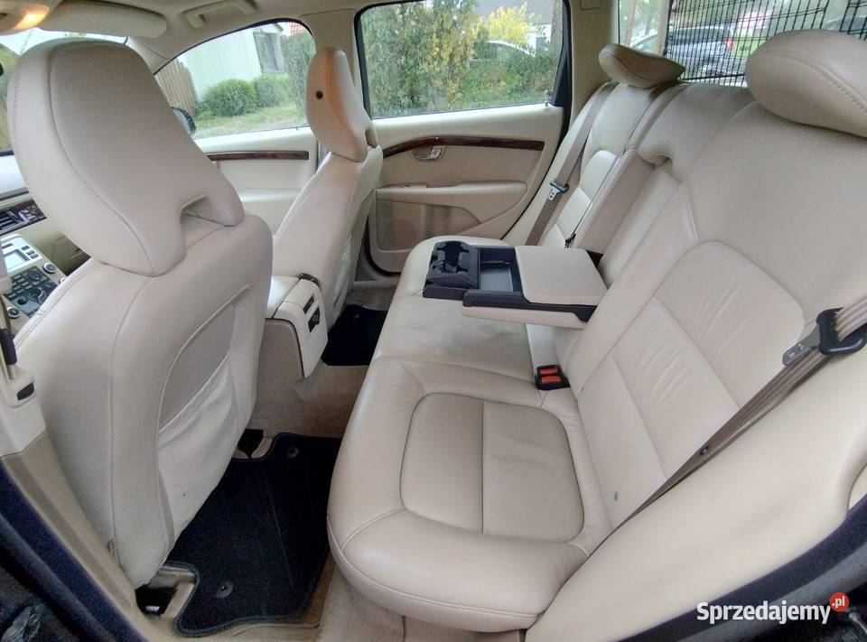 Piękne Volvo V70 Momentum 24d 185 sprawny i 4/5 Roszkowice sprzedam
