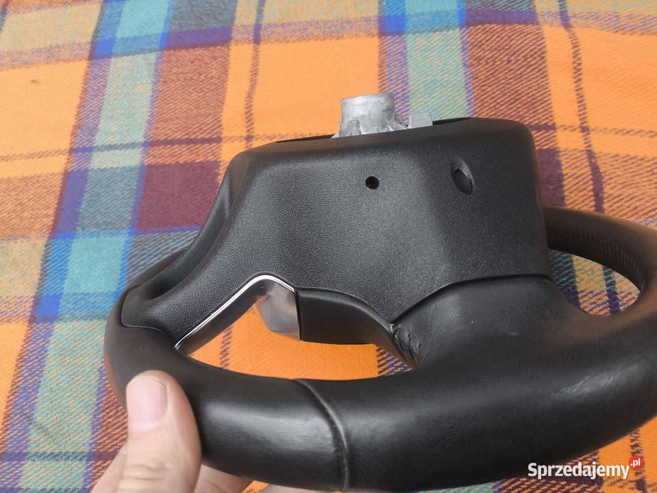 kierownice skórzana do peugeota 208 I Lift