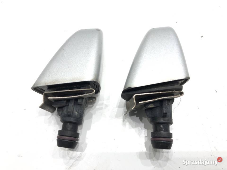 SPRYSKIWACZ REFLEKTORA PRAWY PRZÓD BMW E83 Van Części samochodowe podkarpackie