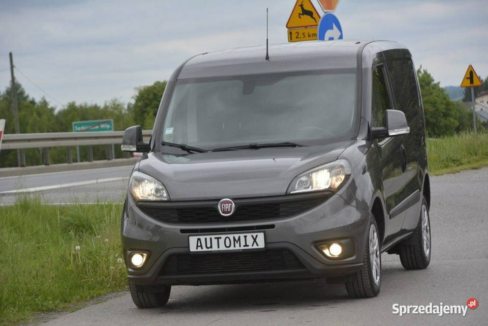 Fiat Doblo 16 MJ nawigacja bezwypadkowy stan Fiat sprzedam