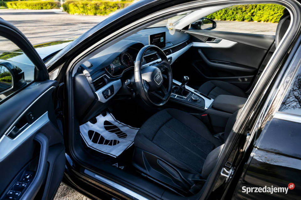 Audi A4 Avant B9 2015 Samochody osobowe Sadlno sprzedam