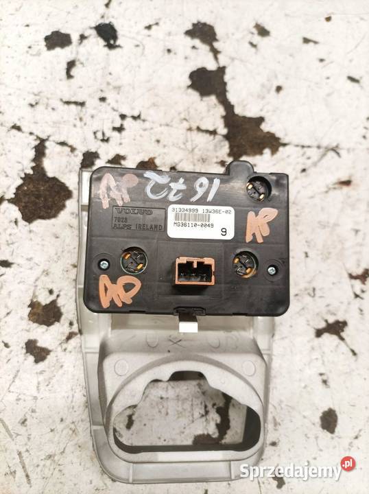 PRZEŁĄCZNIK ŚWIATEŁ ORG EU 1334999 Volvo XC 90 I