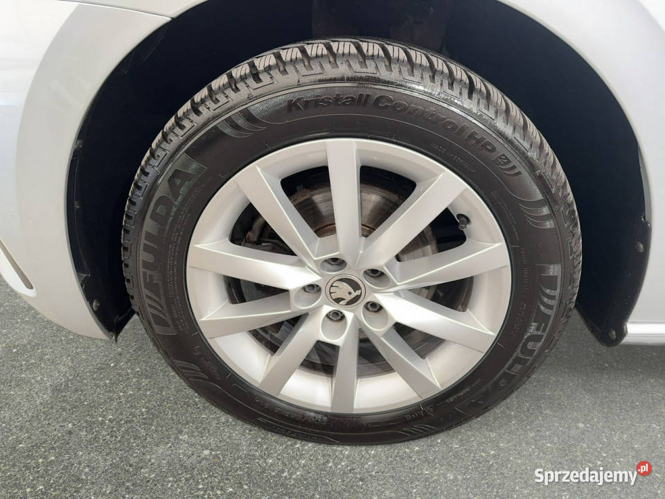 koda Scala VAT 23 Ambition 10TSI 110 M6 2022 r Myślenice