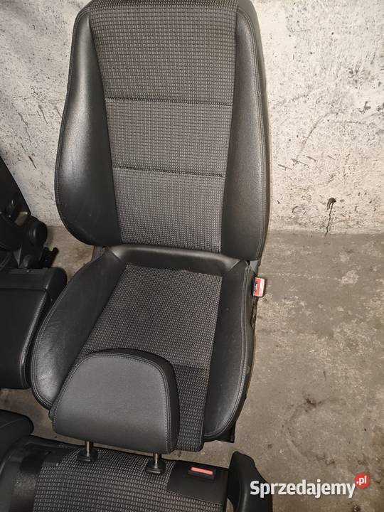 Fotele Vectra c kombi Oświęcim