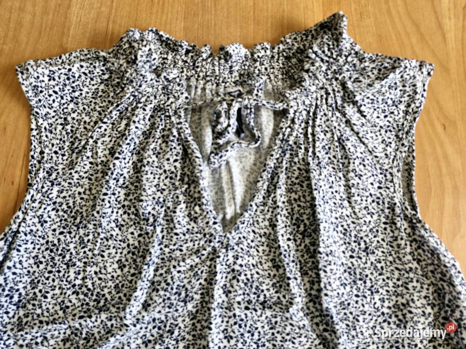 Luźna bluzka Carry rozmiar M sprzedam