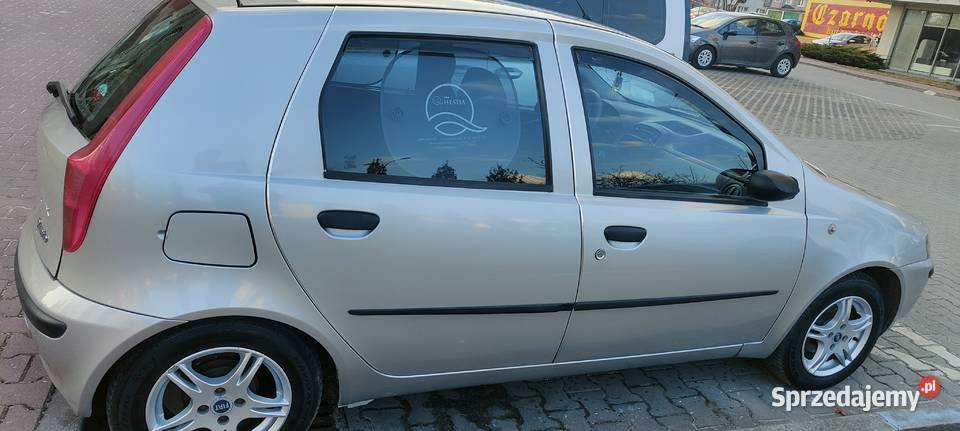 Piękny Fiat Punto 2023r idealny stan Super