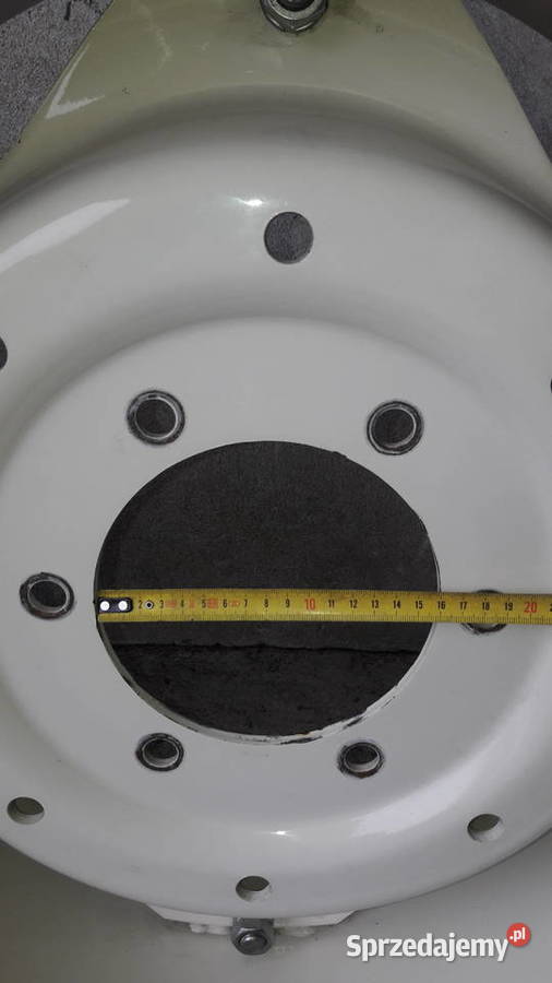 Felgi do ciągnika 24 cale Pozostałe Bochnia sprzedam