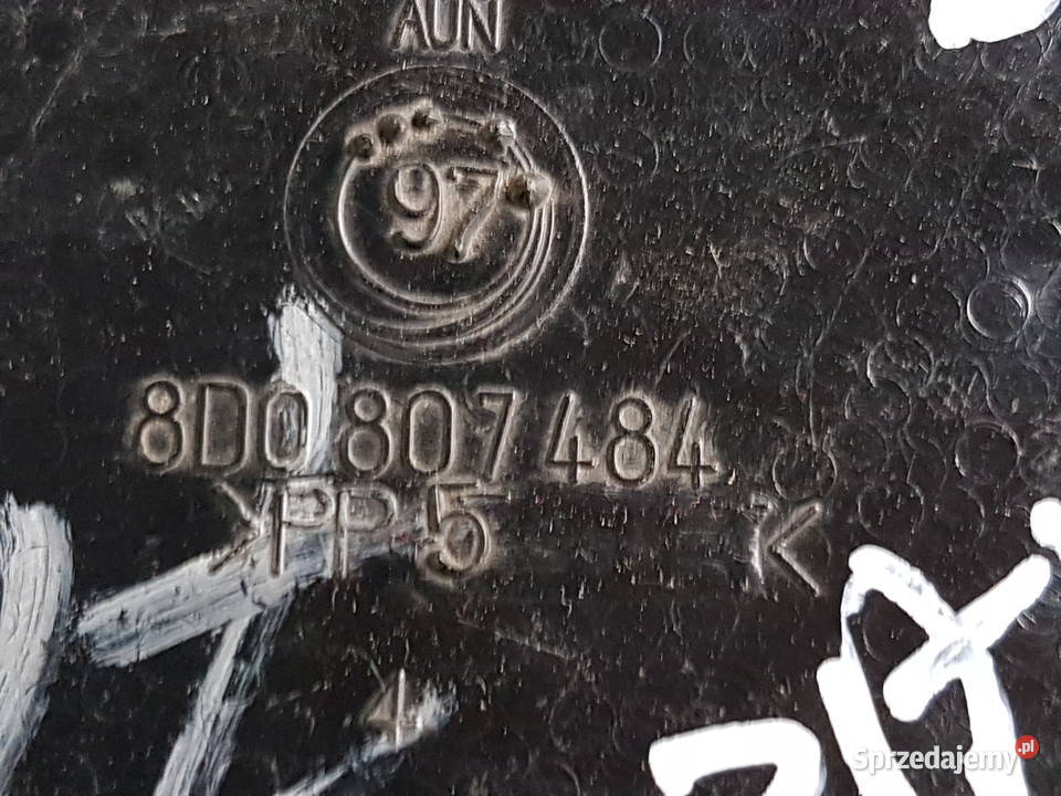 AUDI A4 B5 KOMBI SLIZG ZDERZAKA TYL 8D0807484 sprzedam