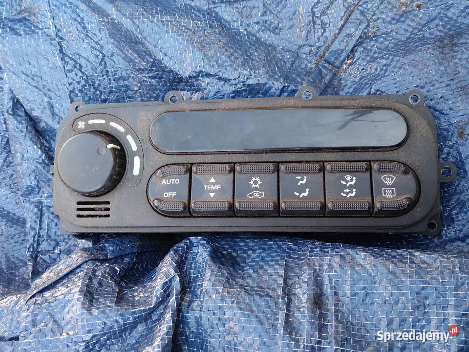 Chrysler 300M panel nawiewu 04698199ACA Wyposażenie wnętrza lubuskie Strzelce Krajeńskie