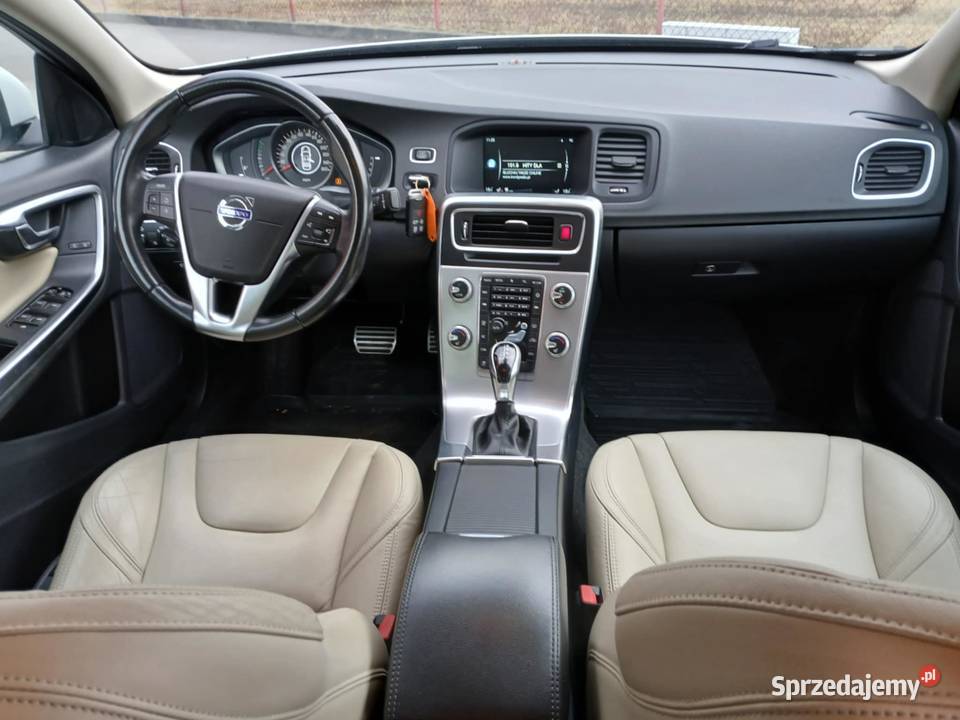 Volvo s60 ladny egzemplaz 2017 Pilzno