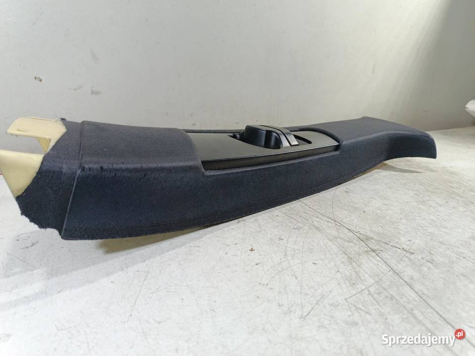 OSŁONA SŁUPKA LEWY PRZÓD BMW E53 8203871