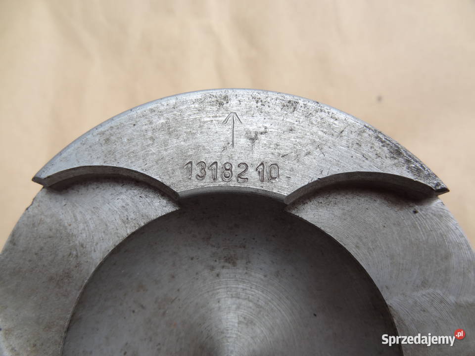 Tłok SW400 WSK Gorzyce nowy oryginał 1318210 Rzeszów