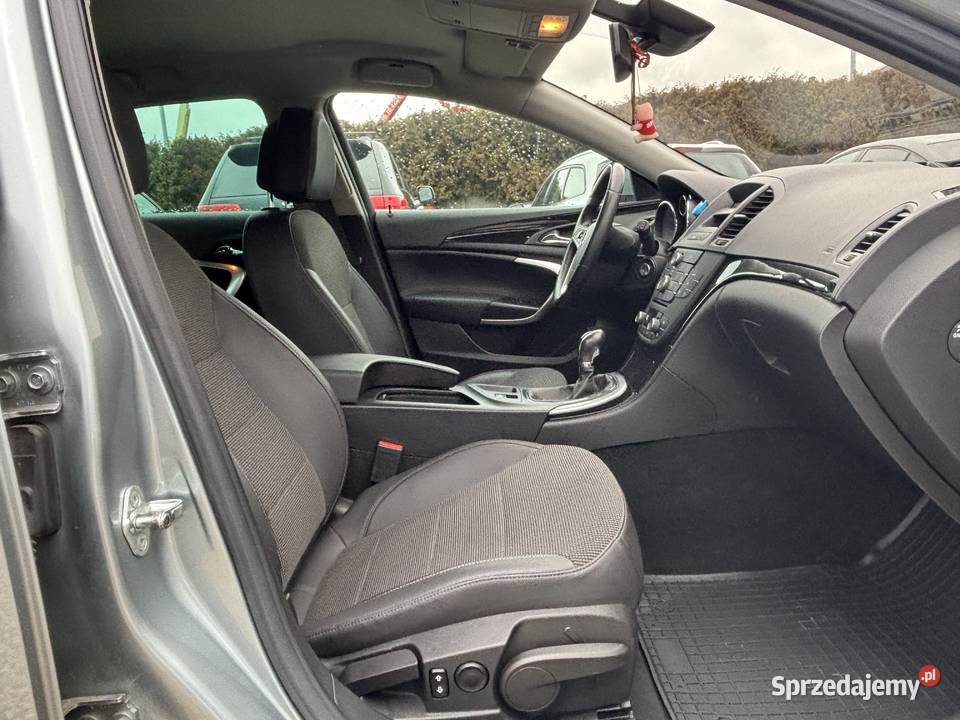 Opel Insignia 2009r Paniówki sprzedam