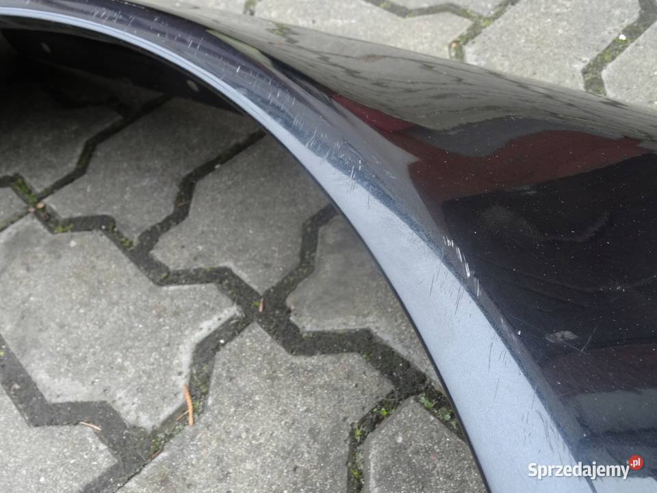 AUDI A8 D2 9902 BLOTNIK PRAWY PRZOD LZ9W Przemęt
