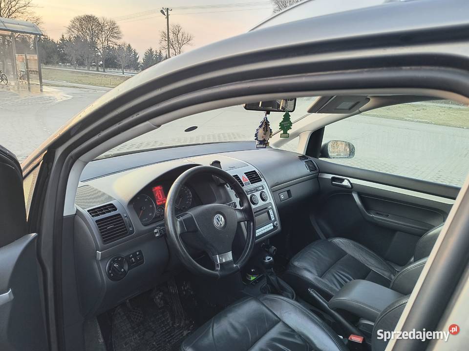 Volkswagen Touran 19 105 Łubcze