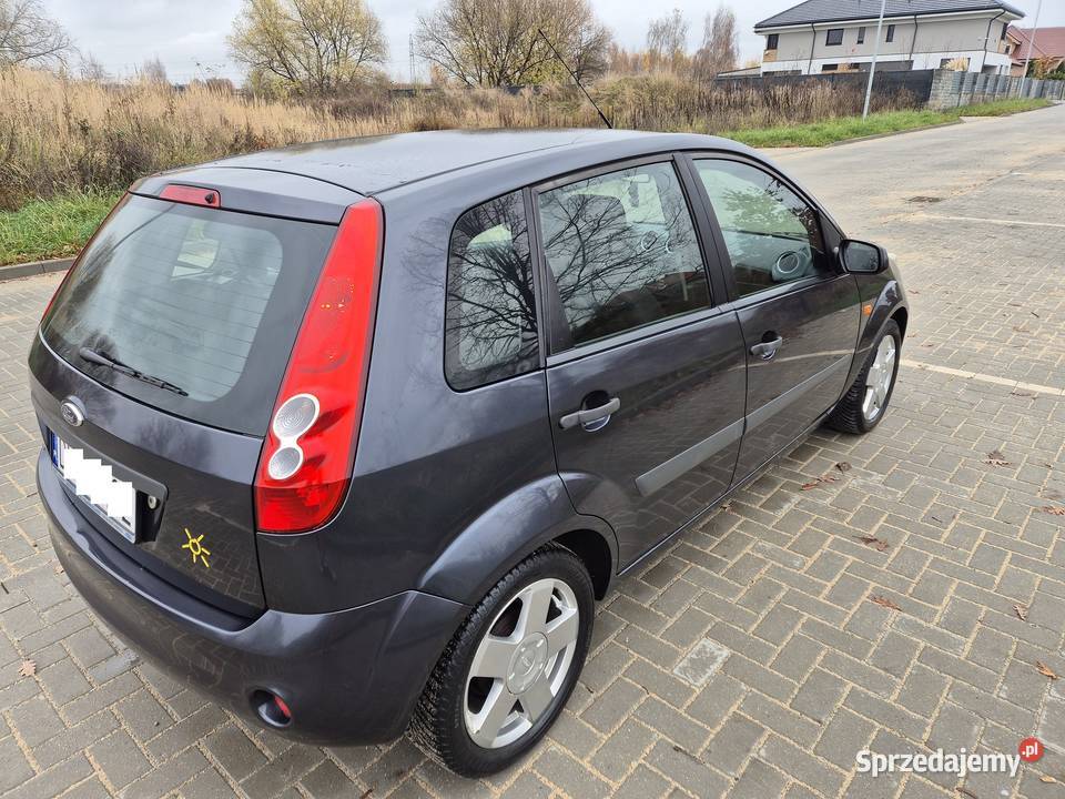 Ford Fiesta Mk5 LIFT 5Dzwiowy 156 Klima Zadbany Legnica