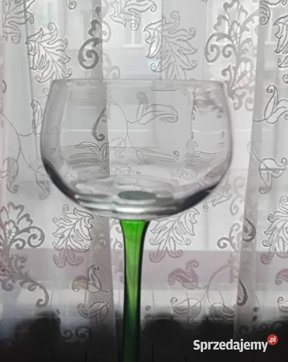 Kieliszek do wina z wzorem optycznym na zielonej Porcelana i szkło