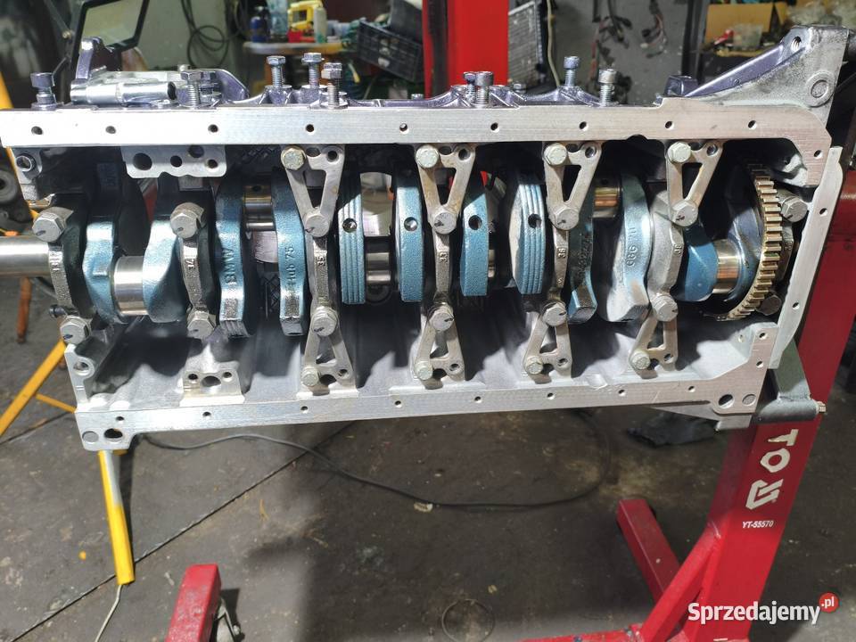Słupek silnika BMW M54B2530 M50 turbo Rzeszów sprzedam