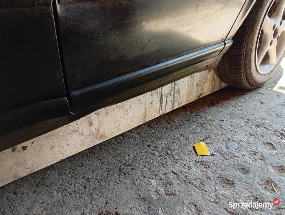 Listwy drzwi audi 80 b4 dolne Gorlice
