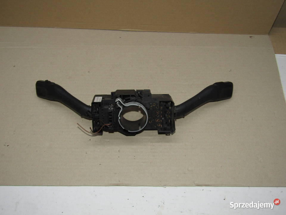 PRZEŁĄCZNIK POD KIEROWNICĘ AUDI A4 B5 4B0953503E Mysłaków