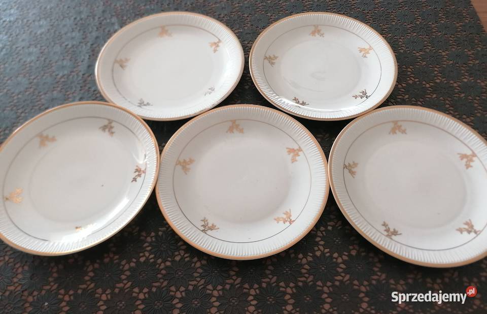 Talerzyktalerzyki deserowe ze złoceniemPorcelana biały Talerze i talerzyki