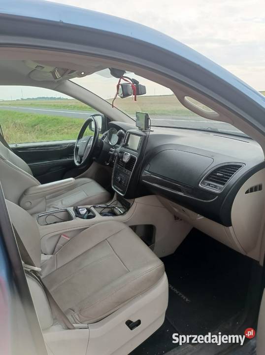 Chrysler town and country limited Targowisko