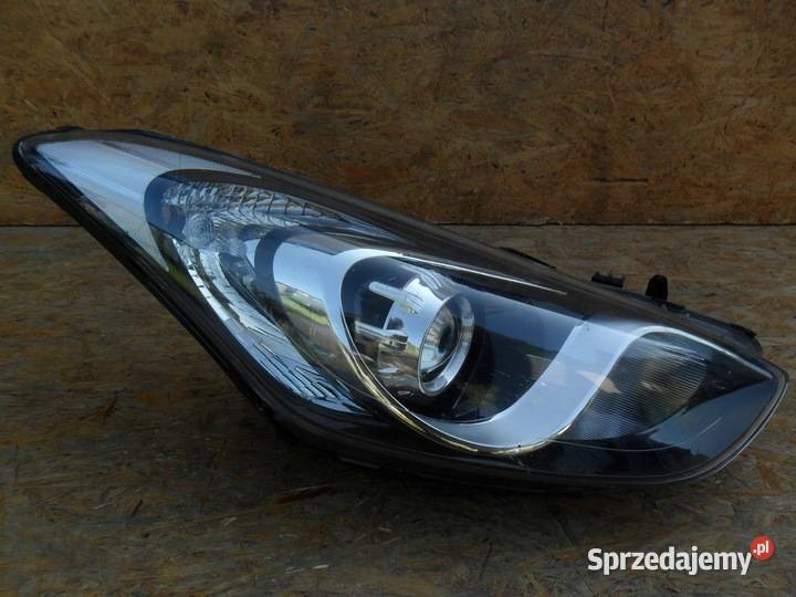 Hyundai I30 2012 Lampa Reflektor Prawy Nowy Tomyśl