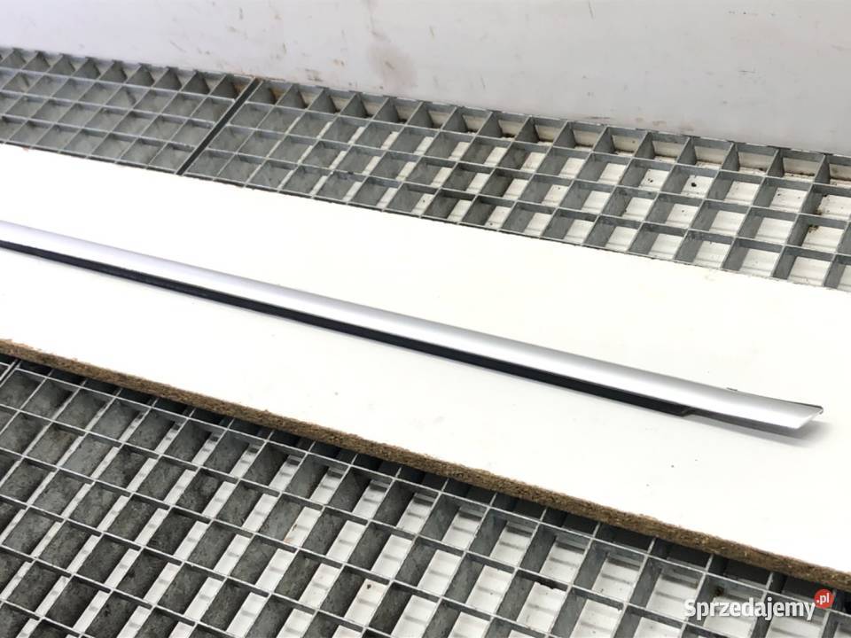 LISTWA ZGARNIAJĄCA TYŁ LEWA BMW F01