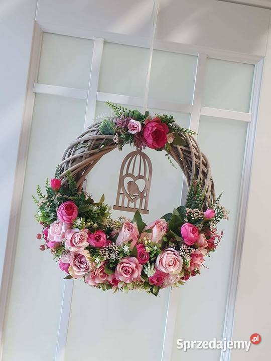 Wianek stroik kompozycja różowy klatka z Promnice