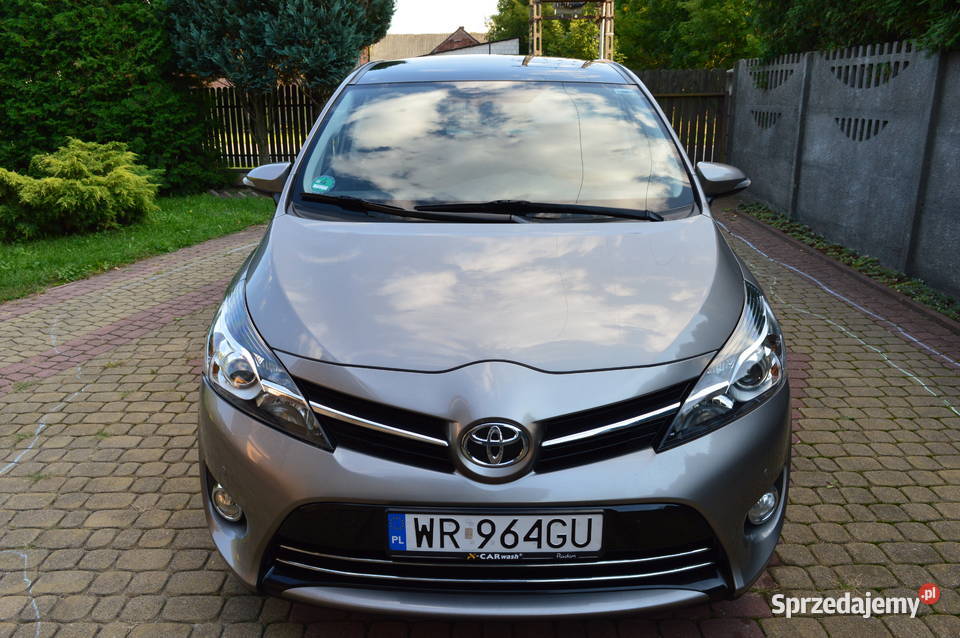 Toyota Vers 18 B 2015 r 165 PanoramaSerwis Radom