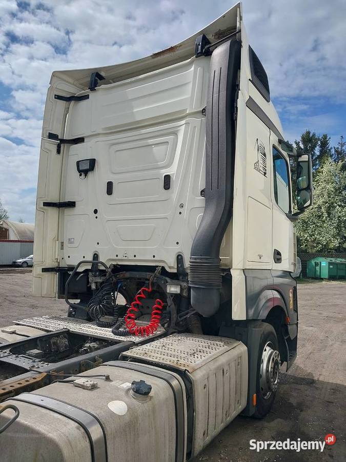 Ciągnik siodłowy Mercedes Actros MP4 1843 euro6 430KM Motoryzacja wielkopolskie Pleszew