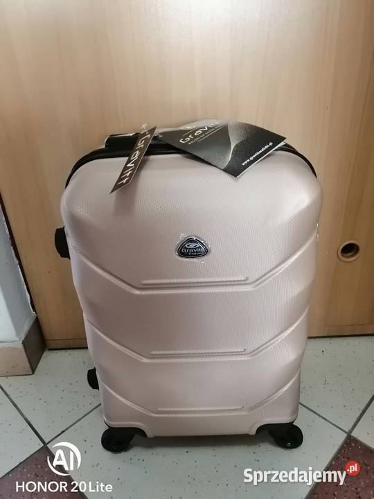 Walizki turystyczne podróżne Nowe świętokrzyskie