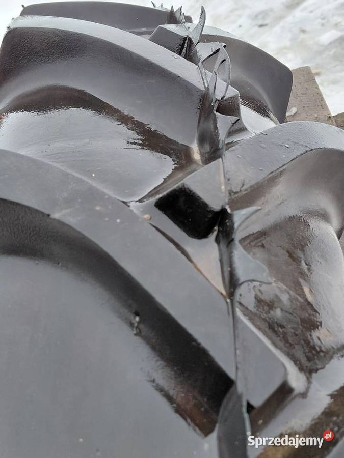 Opony Stomil Olsztyn 124 r28 Leżaki magazynowe Piaski