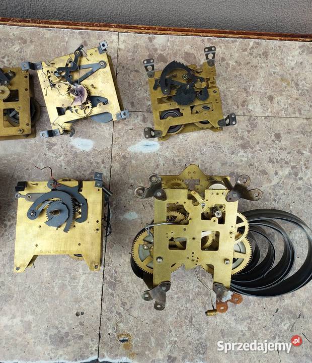 Zestaw 8 mechanizmy starych zegarów zegarmistrza