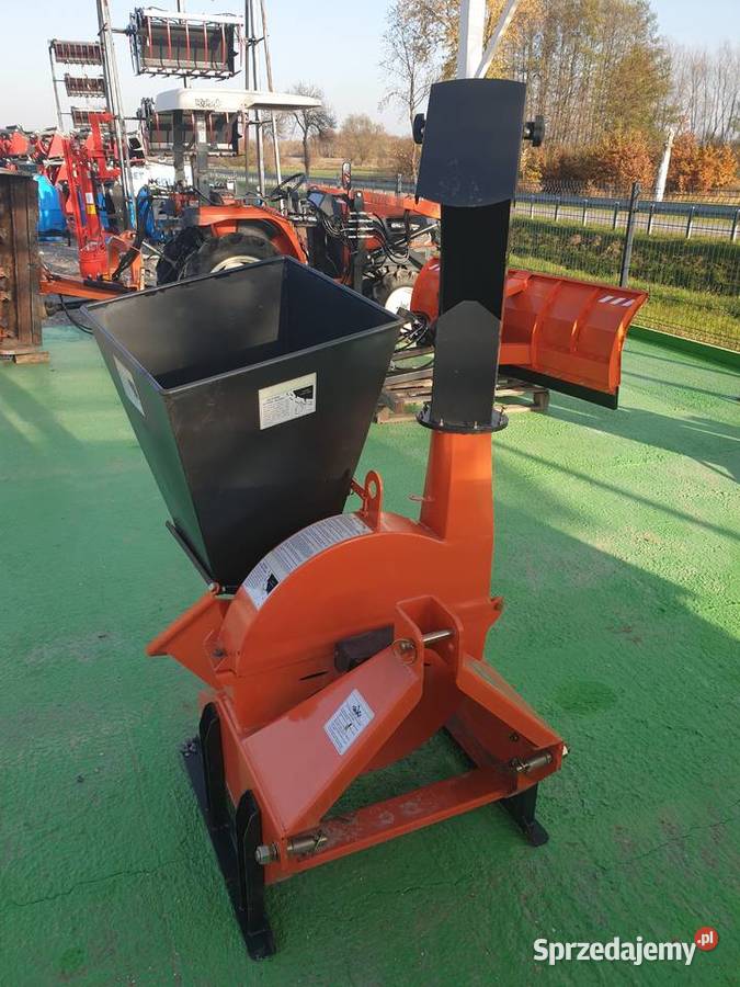 Rębak do gałęzi Rozdrabniacz Transport BX42 Brzeg