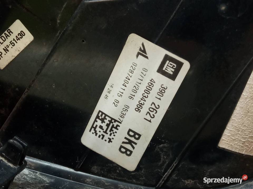 LAMPA TYŁ LEWA 5D HB 39012621 Opel Corsa V 2014