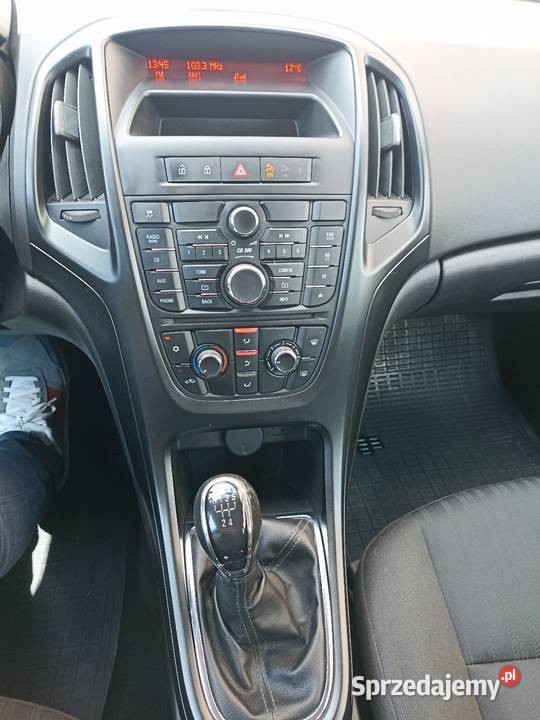 Opel Astra J welurowa tapicerka Tyszowce