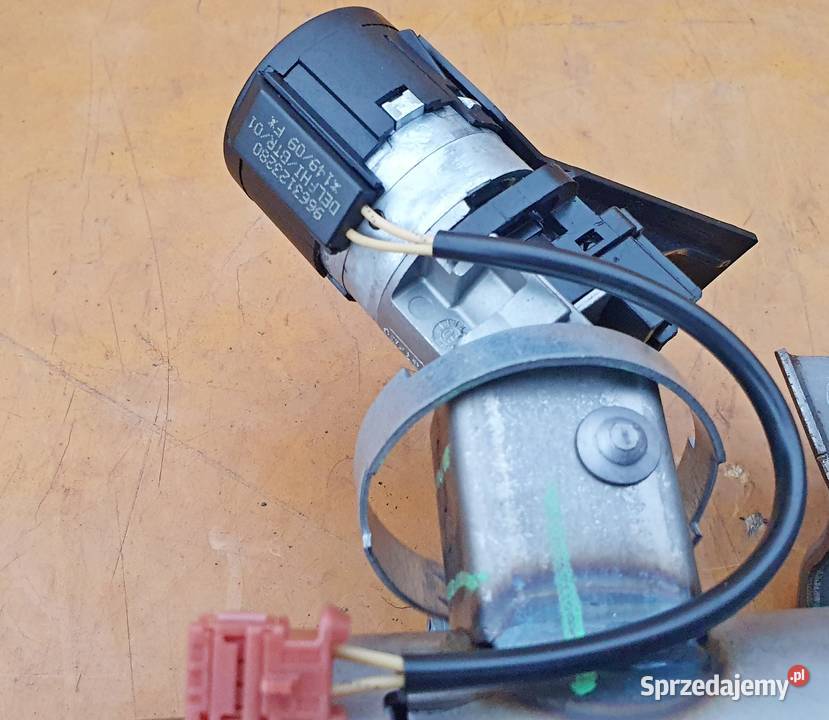 PEUGEOT 207 14 CITROEN STACYJKA KLUCZYK WKLADKA Radom