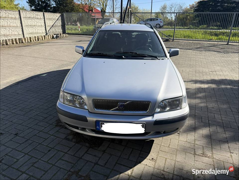 Volvo v40 2001r 18 benzyna Ostrów Wielkopolski