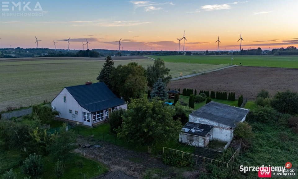 sprzedaży domu wolnostojącego Świecie 190m2