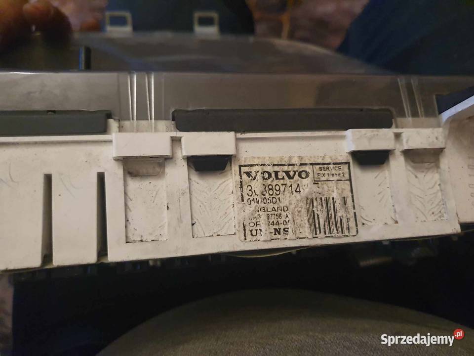 Liczniki zegary Volvo s40 v40 18i GDI Kraków sprzedam