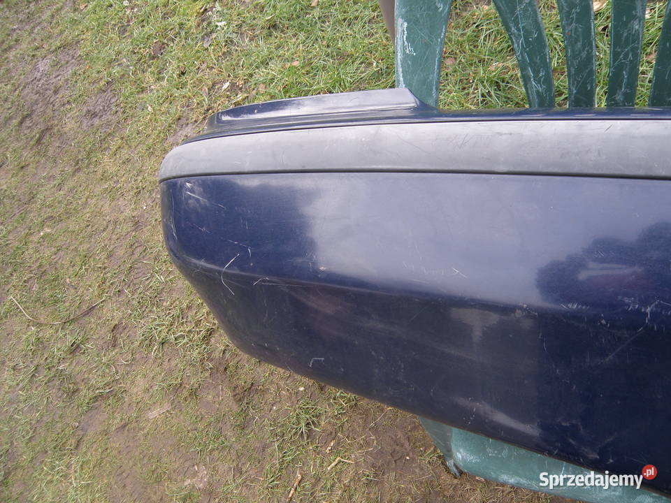 Zderzak tylny tył Volvo v40 9600 granatowy osobowe