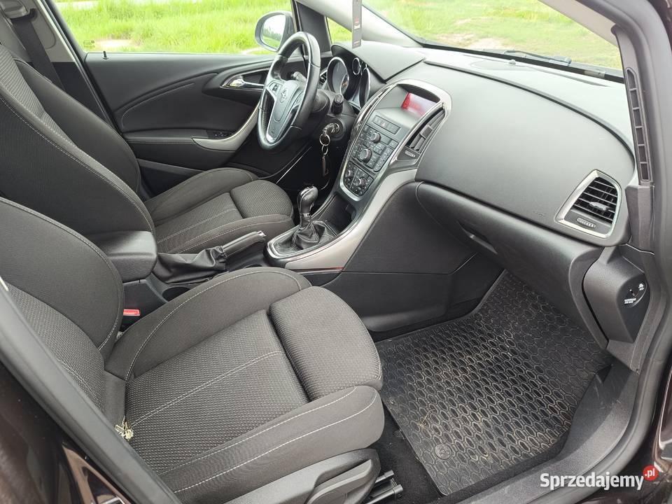 Opel Astra J 14 turbo 140 benzyna lpg Jaszowice