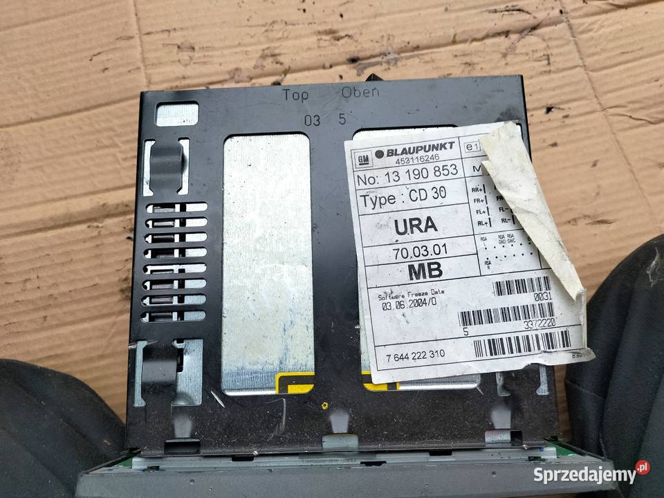 OPEL VECTRA CORSA C MERIVA 13190853 RADIO